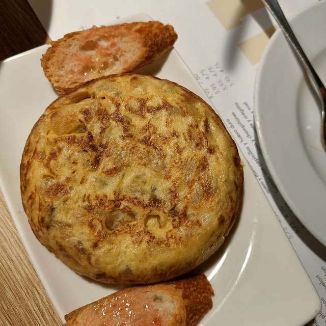 Tortilla de Patatas Con Cebolla