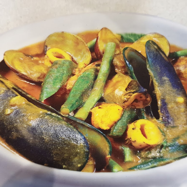 Kare-Kare Seafood Regular