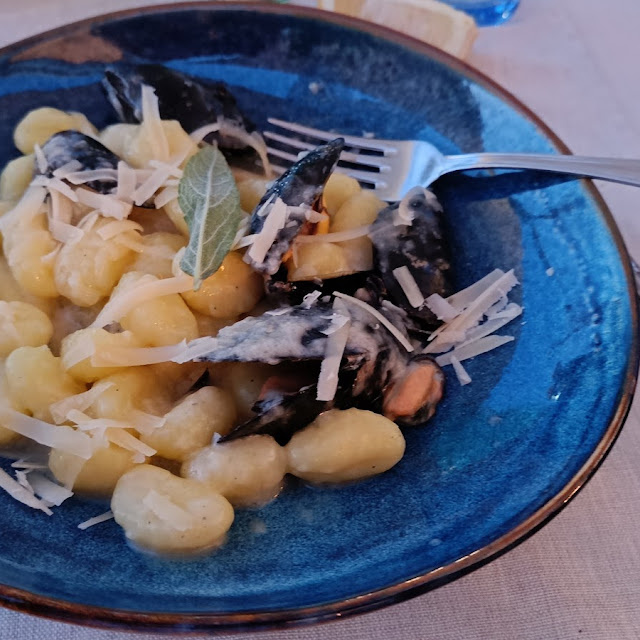 Gnocchi Cozze E Pecorino