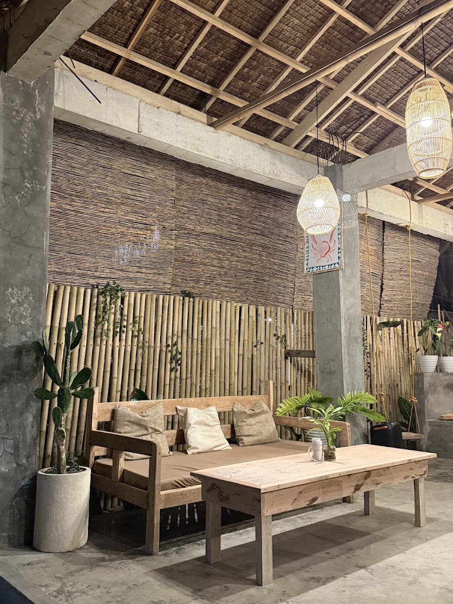 DAYO Café/Bar