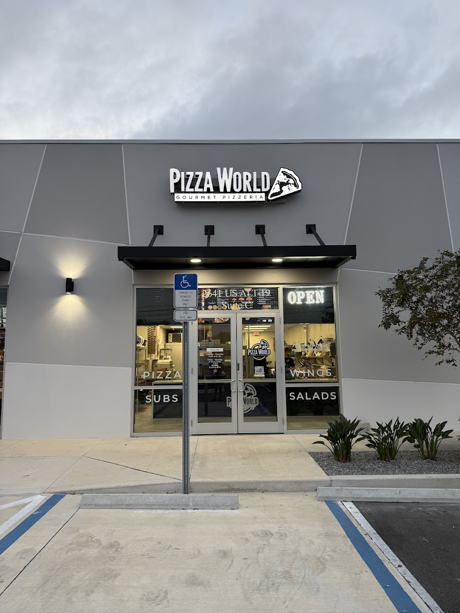 Pizza World