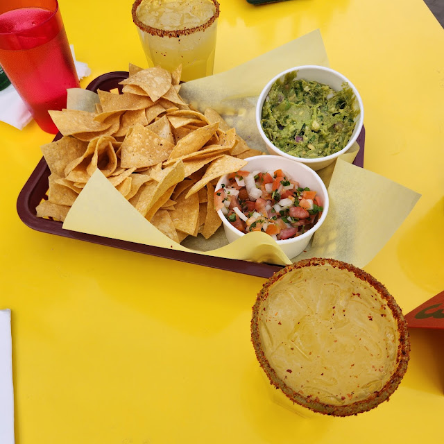 Chips Salsa Guac