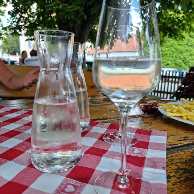 Weißweinschorle