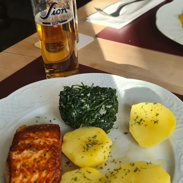 Salmon Con Espinacas