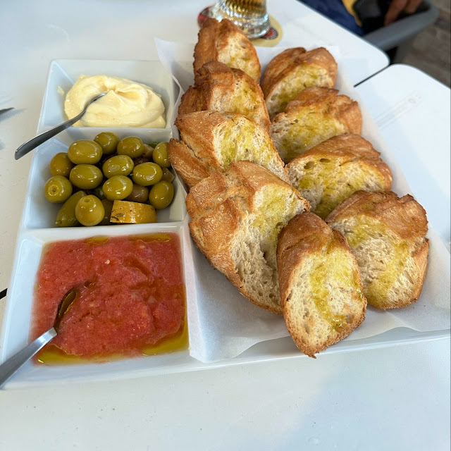Pan Con Tomate Y Alioli