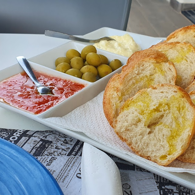 Pan Con Tomate Y Ajoaceite