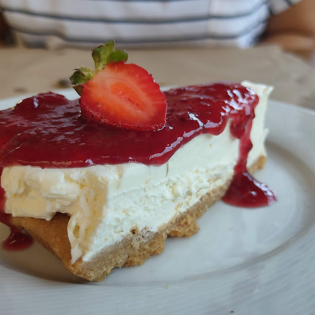 Tarta de Queso Con Mermelada de Arándanos