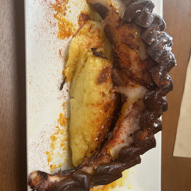Pata de Pulpo A la Brasa