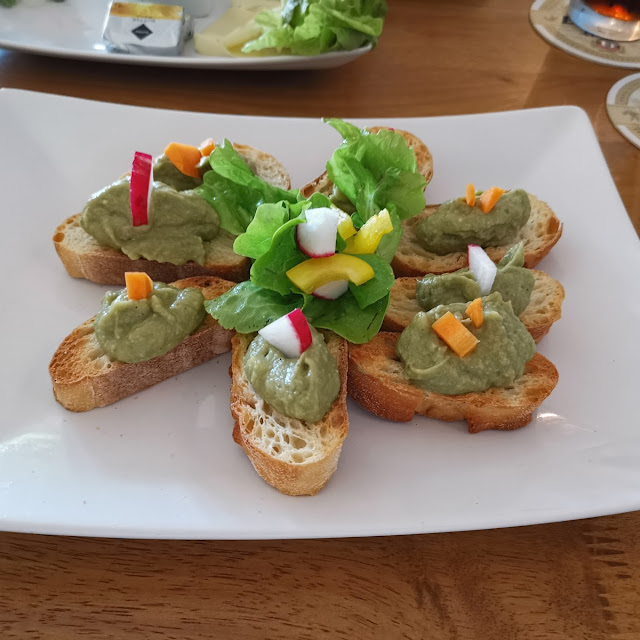 Guacamole Baguette