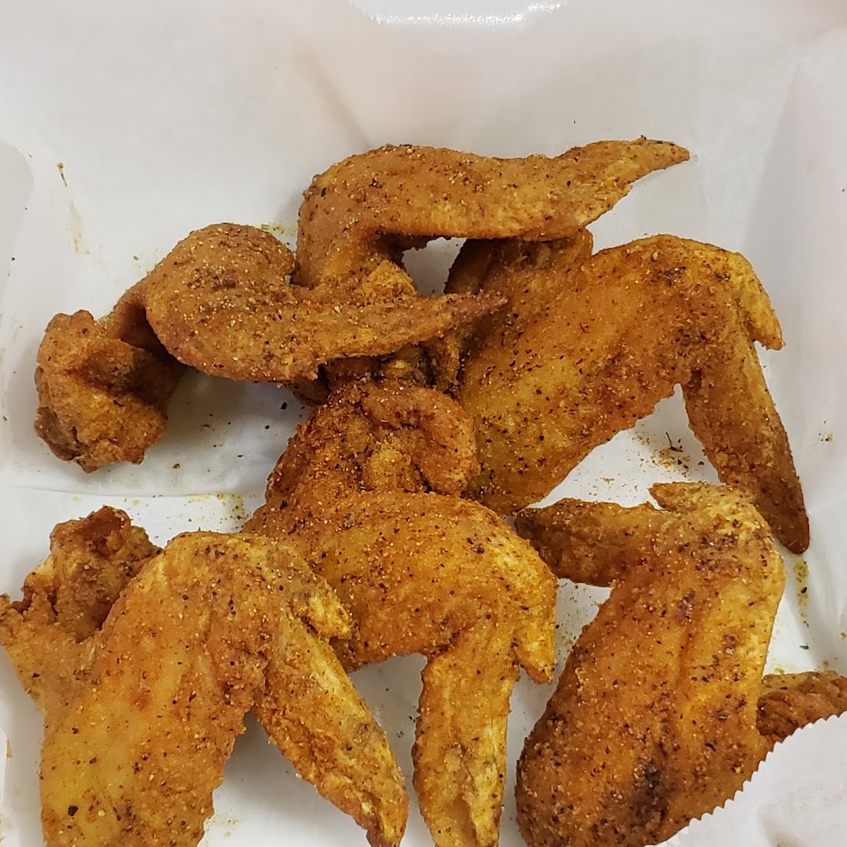 Pat's wing queen's