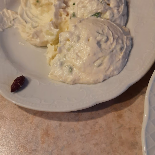 Tzaziki