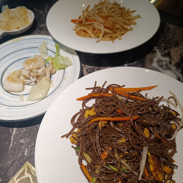 Spaghetti Di Soba Saltati Con Verdure Miste