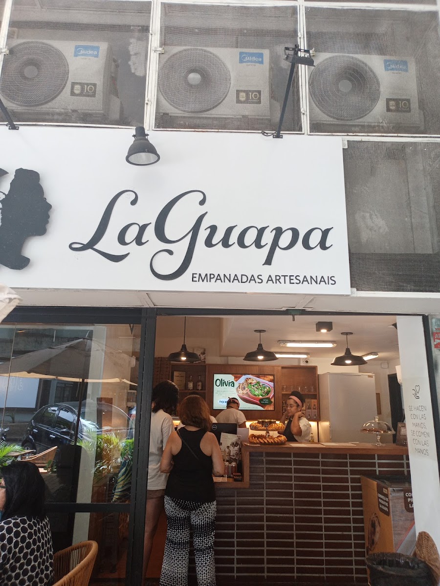 La Guapa Empanadas