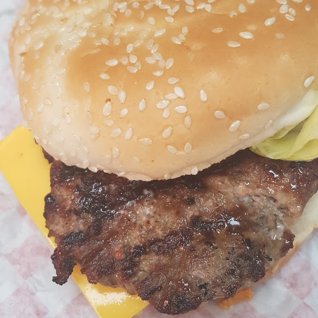 Beef Burger with Cheese