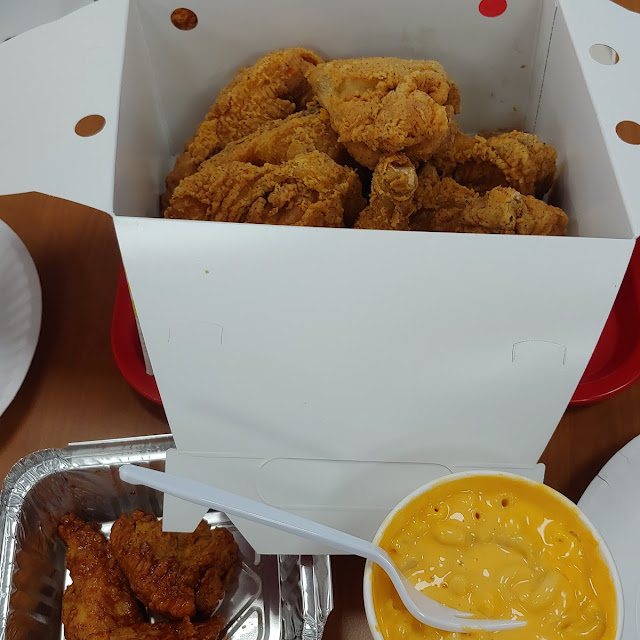 Krispy Krunchy Chicken Mix Cajun Tenders and Macroni Cheese