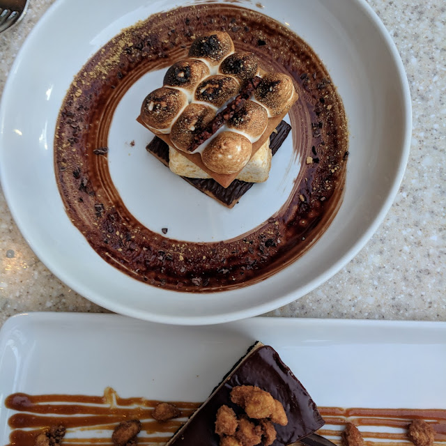 Cinnaroll Waffle