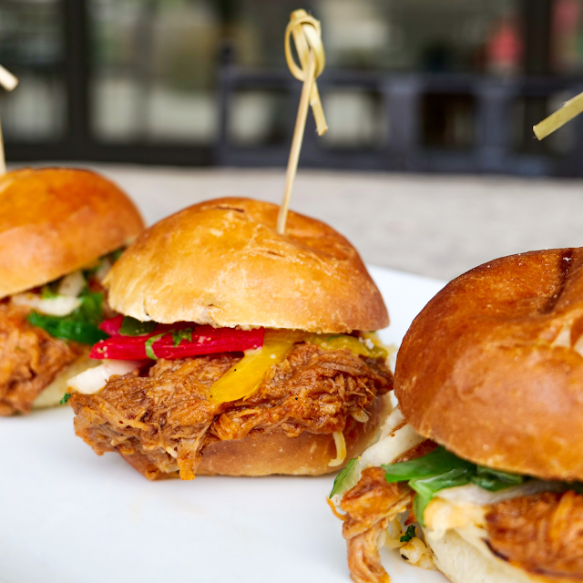 Brown Sugar Pulled Pork Sliders