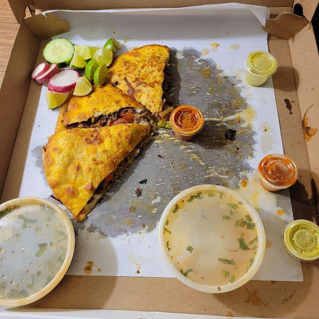 Pizza Birria