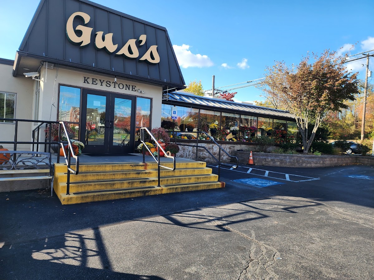 Gus's Keystone Family Restaurant