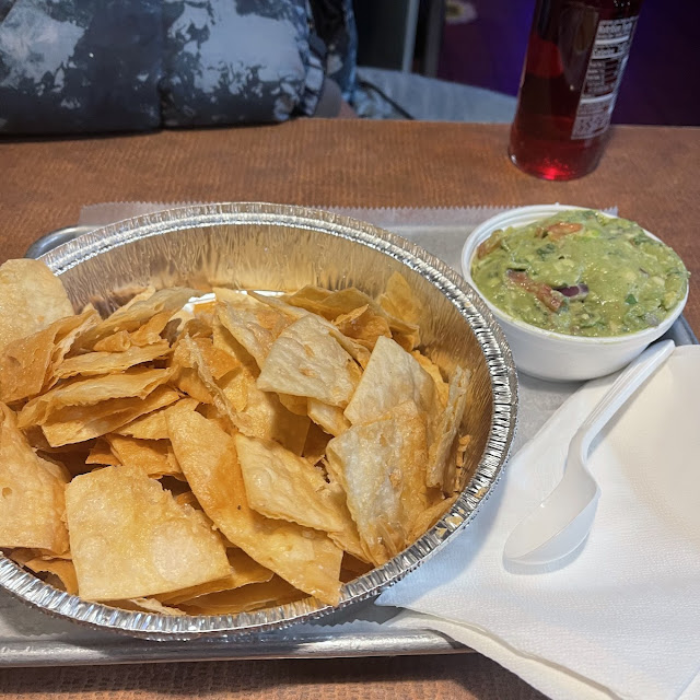 Chips & Guacamole
