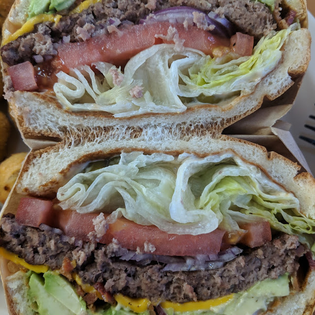 Special Cheeseburger with Pastrami 1 3lb