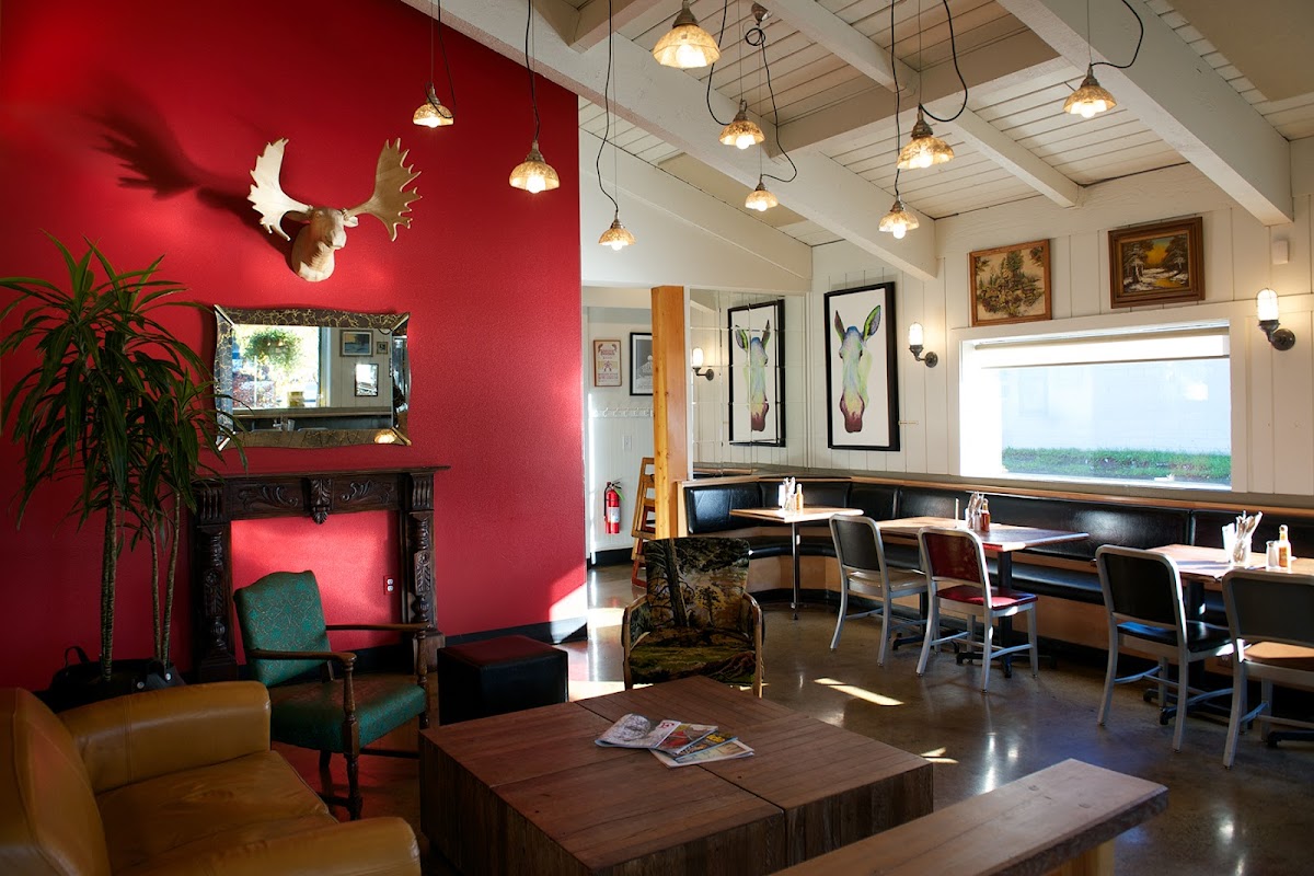 Spenard Roadhouse