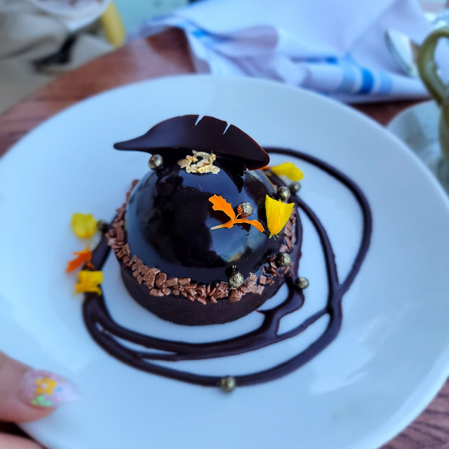 Chocolate Mousse Cake