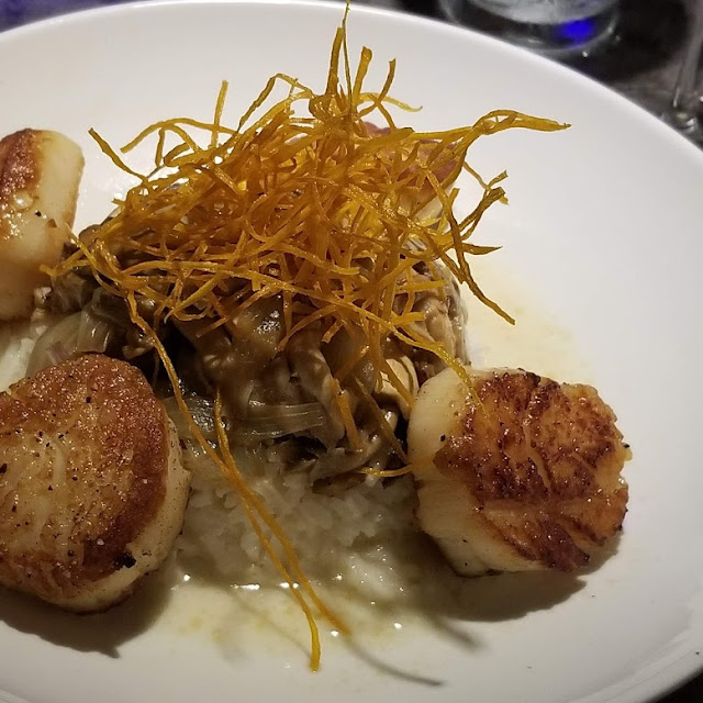 Grilled Scallops with Noodles