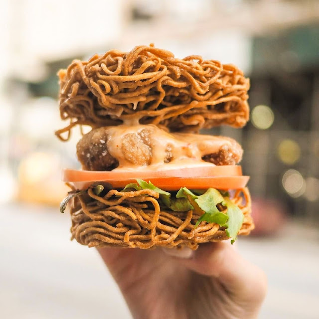 Crispy Fried Chicken Ramen Burger