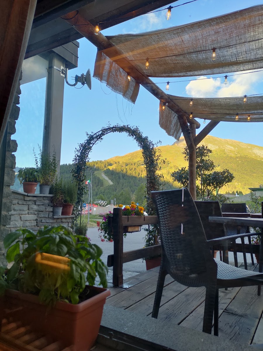 Le Cafè Crème