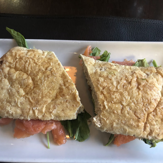 Salmón Sandwich