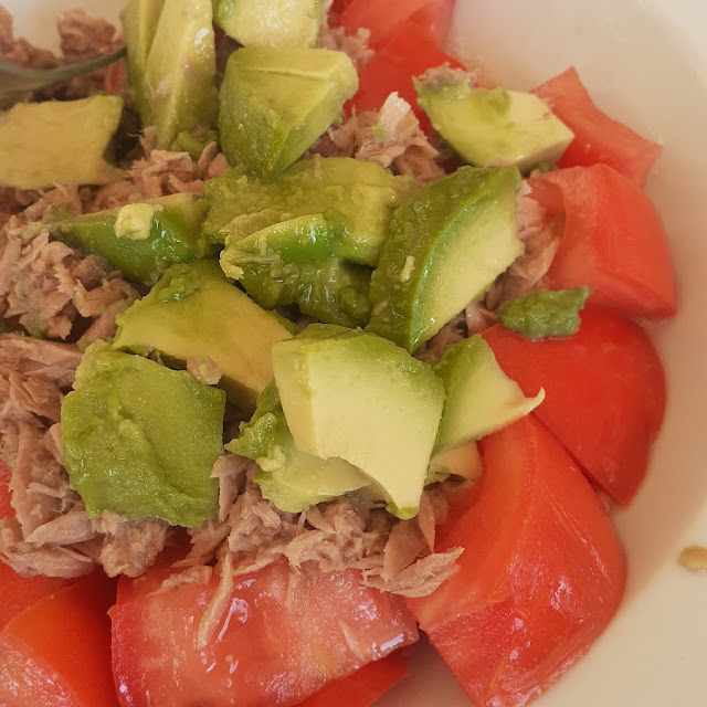 Ensalada de Tomate Y Aguacate