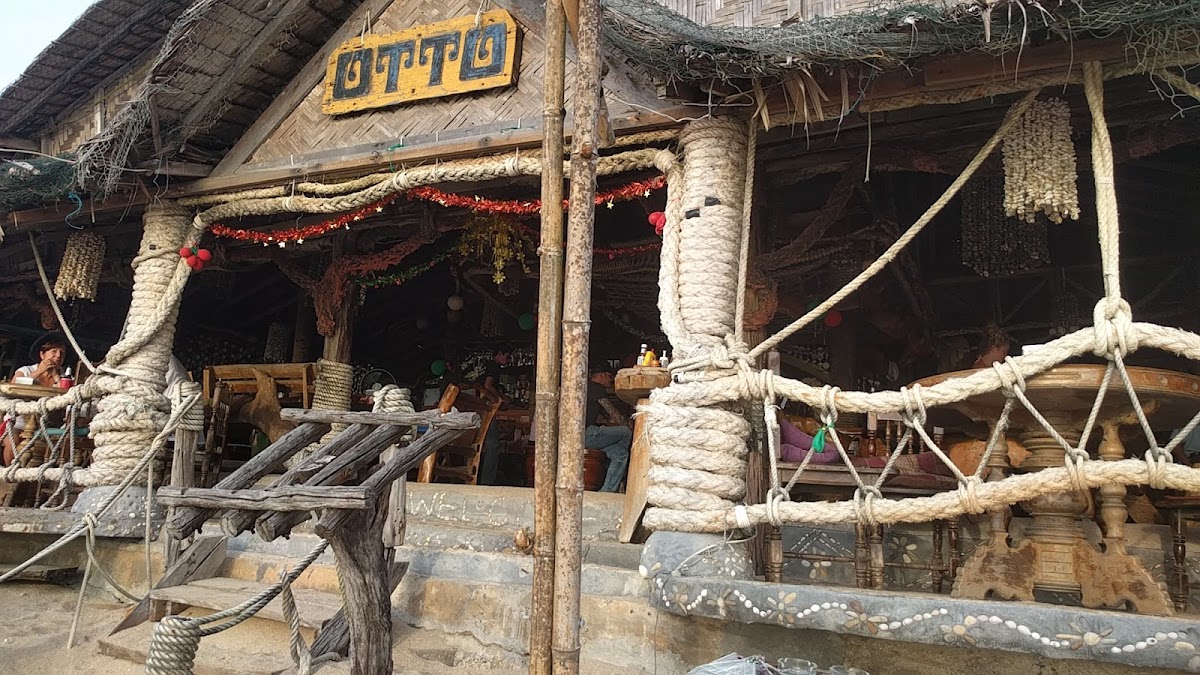 Otto Bar