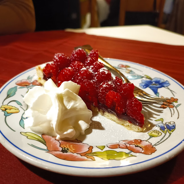 Crostata Con Lamponi E Marmellata Ai Frutti Di Bosco