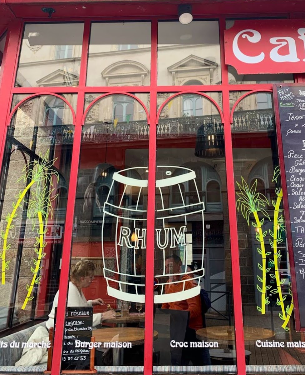 Cafe du Theatre