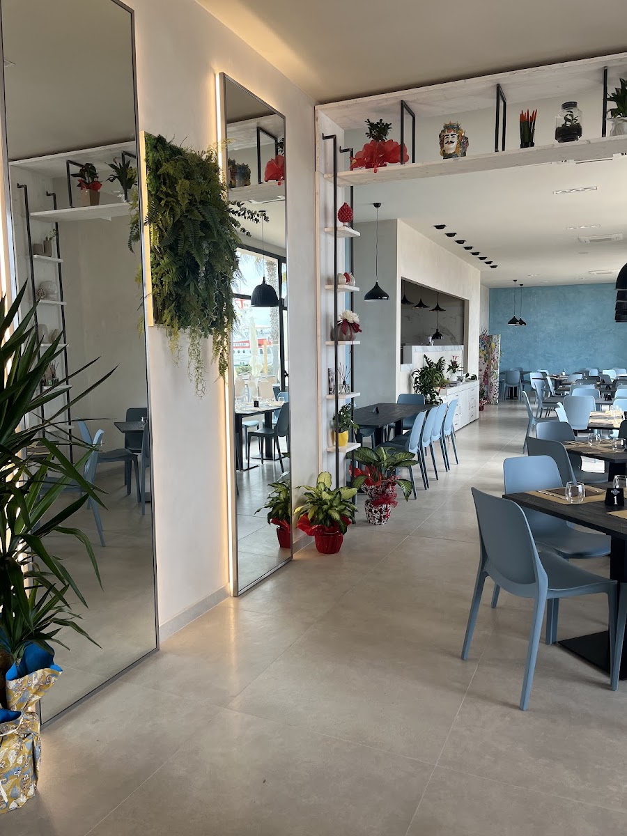 Finziade food & drink