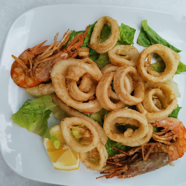 Frittura Di Calamari E Gamberi