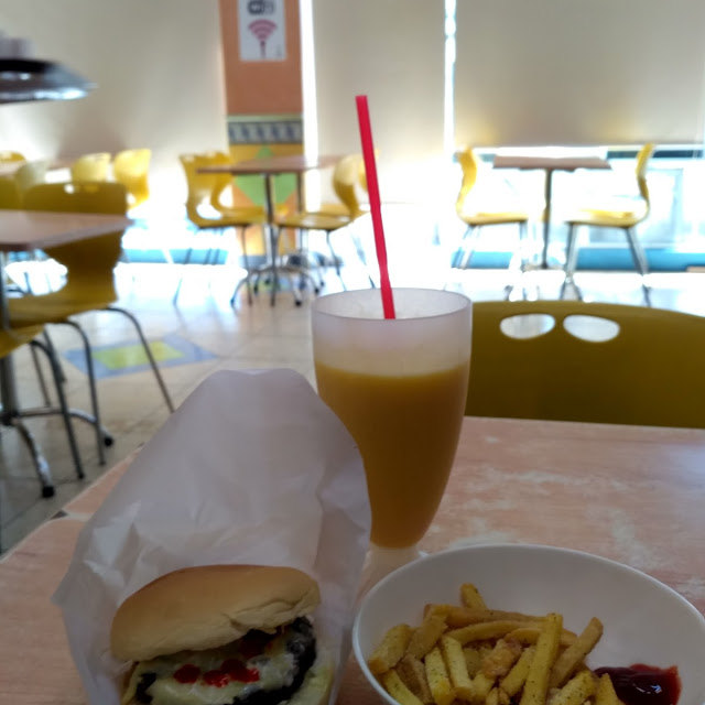 Cheeseburger and Fries