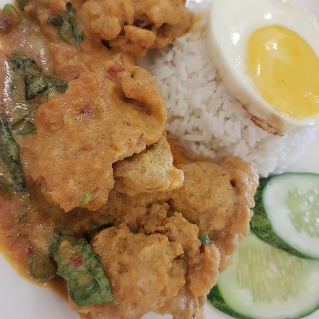 Golden Salted Egg Chicken Rice