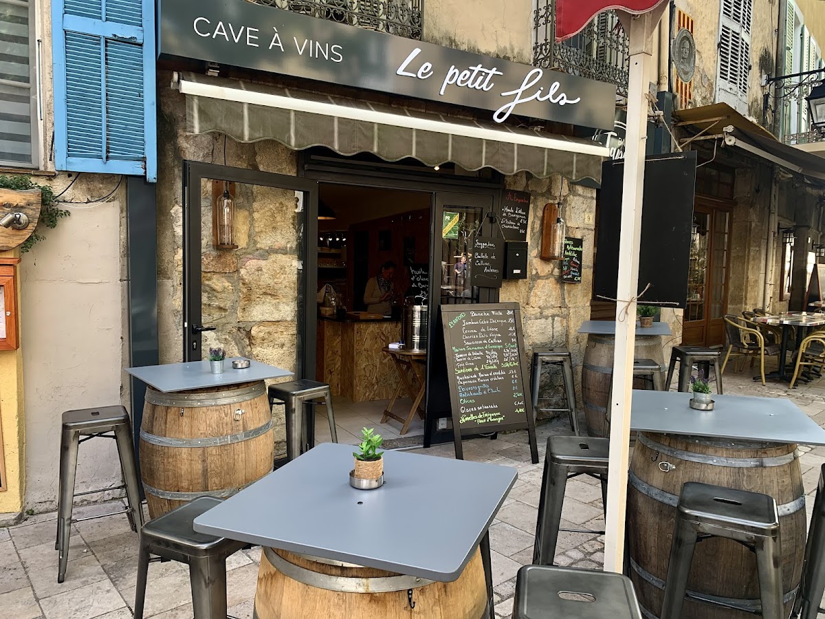 Restaurant à Tapas, Cave à vin Le Petits Fils à Bargemon