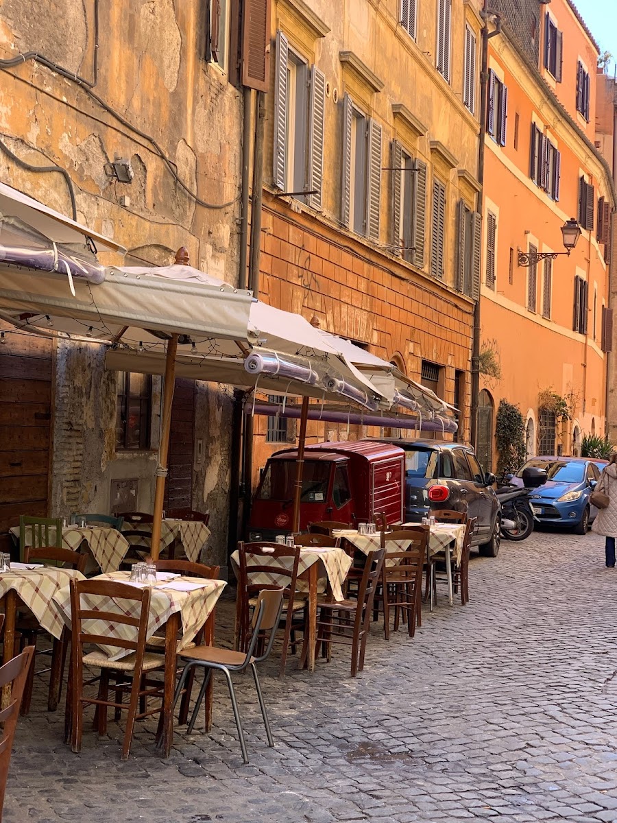 Trattoria Da Enzo al 29