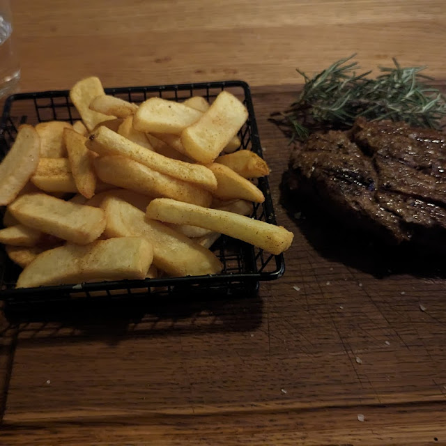 Rinderfilet Mit Fries Und Chilibutter