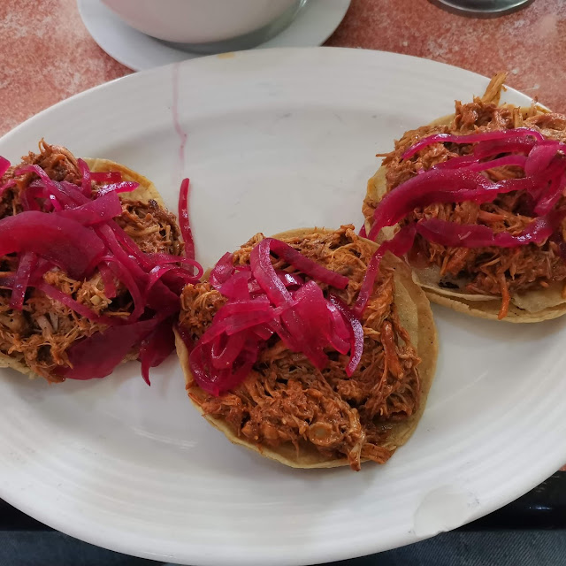 Panuchos de Cochinita Pibil