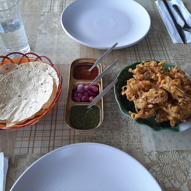 Onion Bhaji And Popadums
