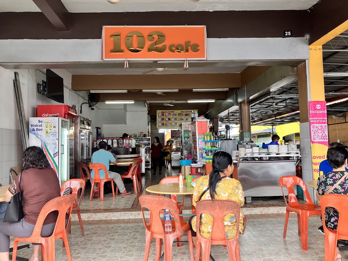 102 Cafe