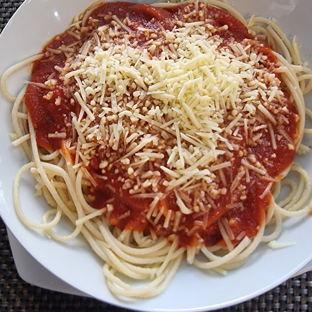 Espaguetis Con Tomate Y Queso