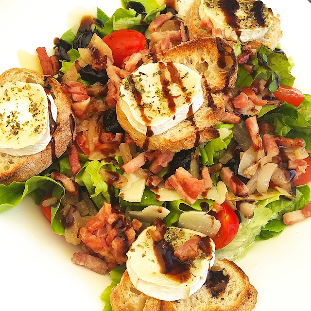 Salade de Chèvre Chaud