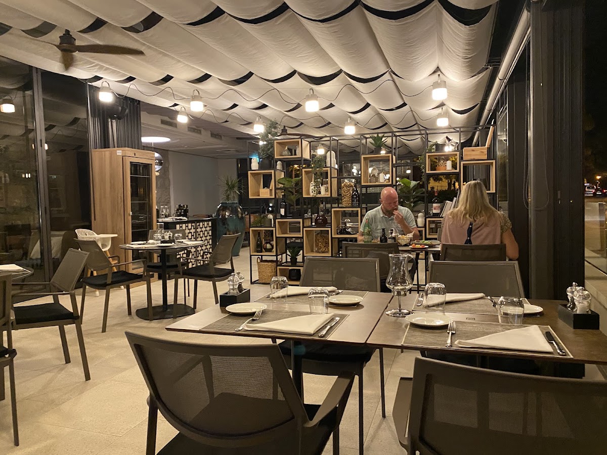 DEL POSTO Restaurant & Wine Bar