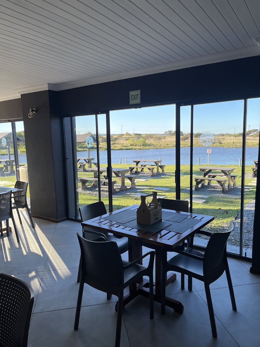 Cove Rock Eatery