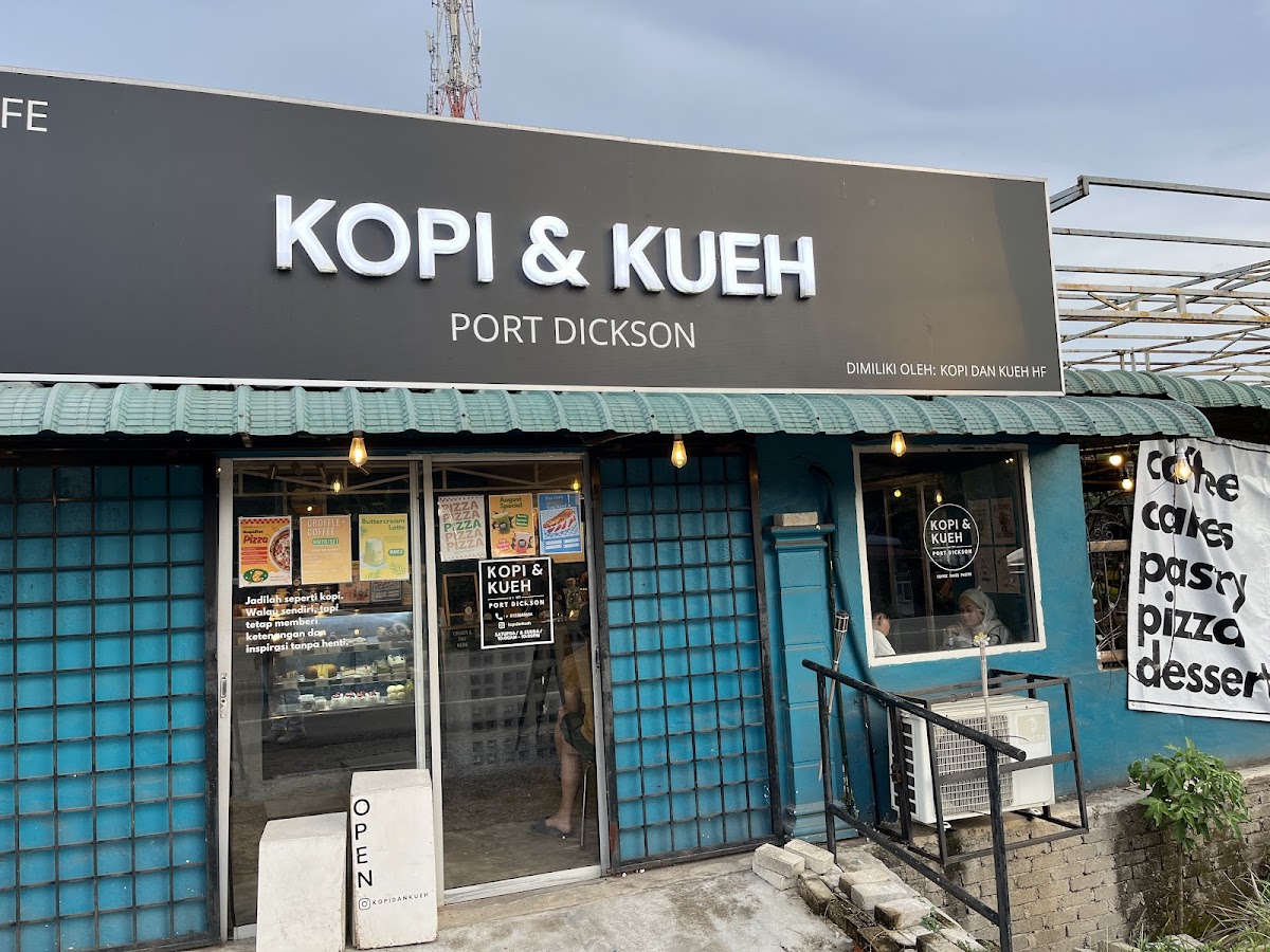 Kopi & Kueh